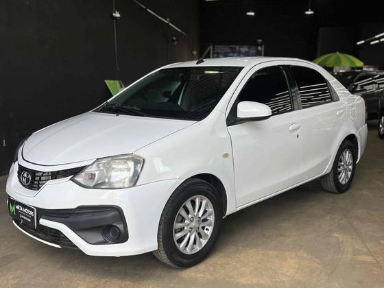 TOYOTA ETIOS 1.5 XS SEDAN 16V FLEX 4P MANUAL